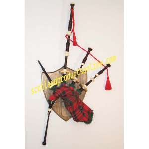 Great Highland Bagpipe Wall Mount Full Size